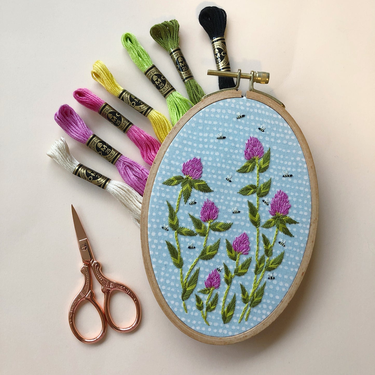 Bees Among Clover - Intermediate Hand Embroidery DIY Craft Kit