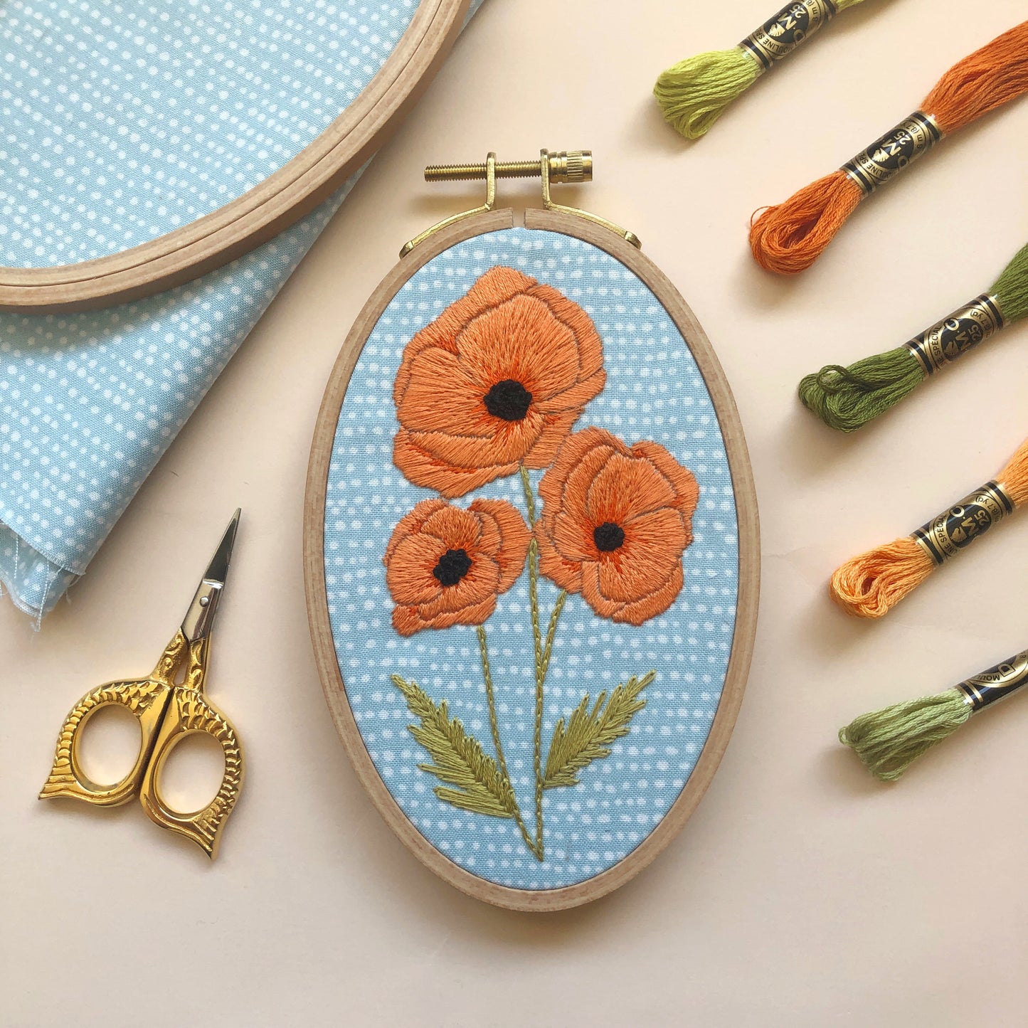 Poppies - Intermediate Hand Embroidery DIY Craft Kit